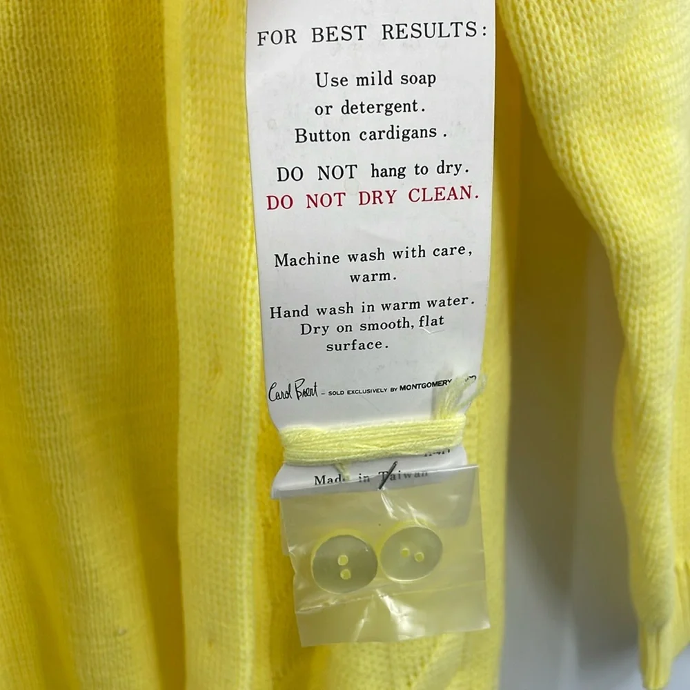 NWT Vintage 50’s 60’s Carol Brent Yellow Knit button Cardigan Size 36 - Picture 8 of 10
